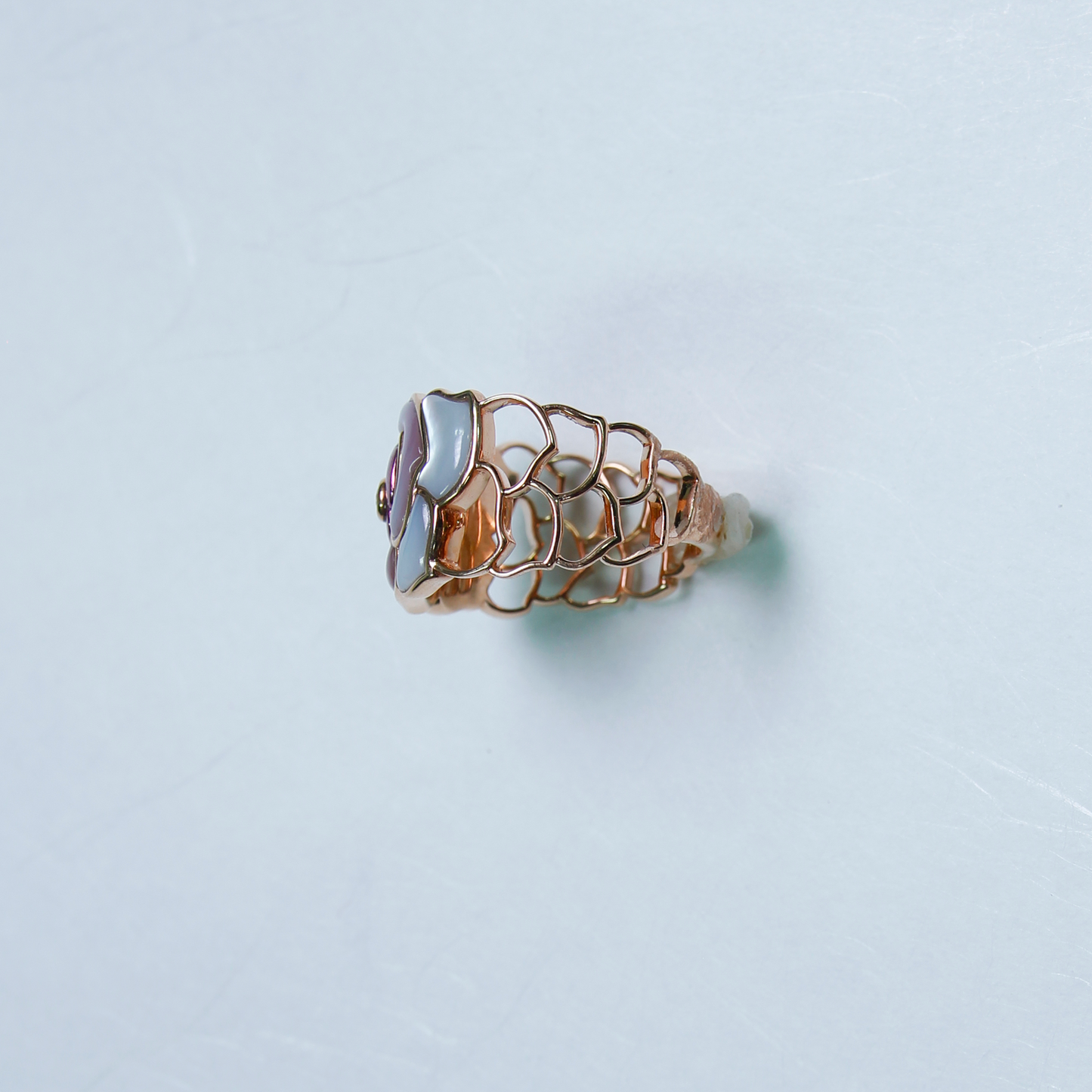 Parcie (パルシェ)K18PG・K18パープルゴールドピンクシェル&ホワイトシェルリング